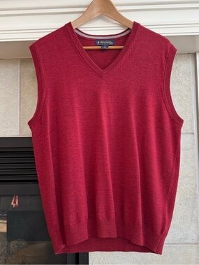 Brooks Brothers Men's V-Neck Merino Wool Vest